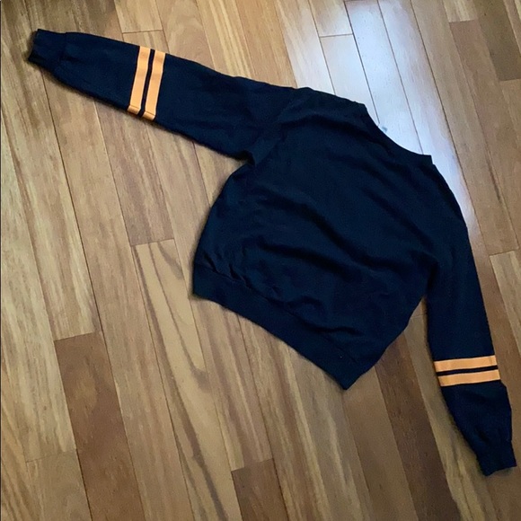 navy sweatshirt - Picture 2 of 2